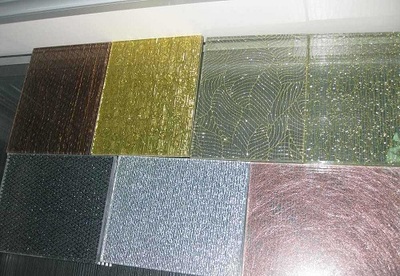 一、玻璃表面装饰喷漆的区别